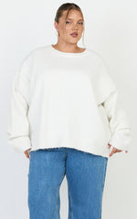 Amanda Jumper - Crew Neck Long Sleeve Knit Sweater in Cream
