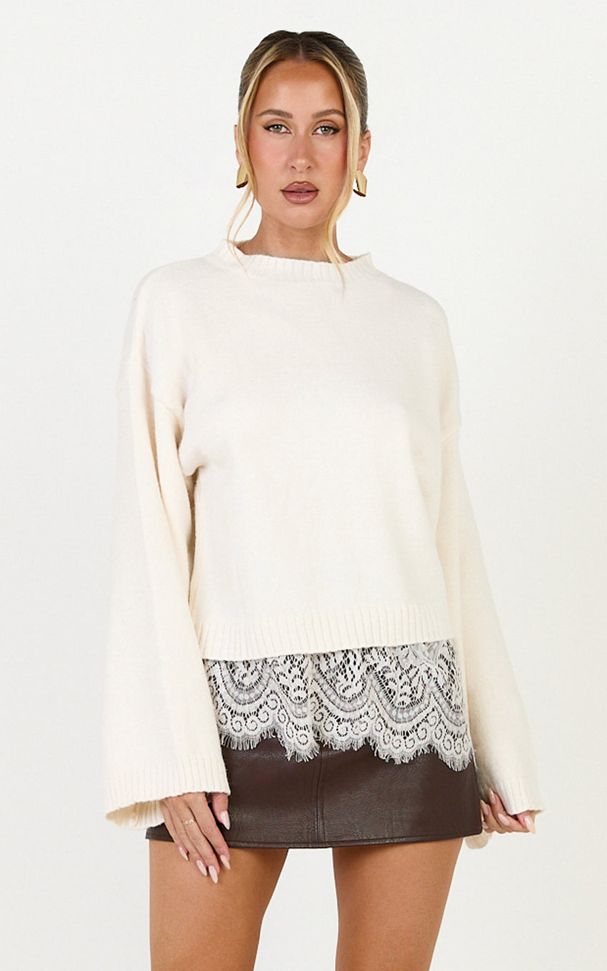 Cora Jumper - Crew Neck Knit Sweater With Lace Trim in Cream