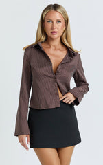 Luchie Top - Slim Fit Long Sleeve Shirt in Brown Stripe