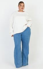 Amanda Jumper - Crew Neck Long Sleeve Knit Sweater in Cream