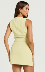 Bev Mini Skort - Mid Waisted Pintuck Skort in Citrus