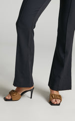 Jaggar The Label - Scrunched Heel in Walnut
