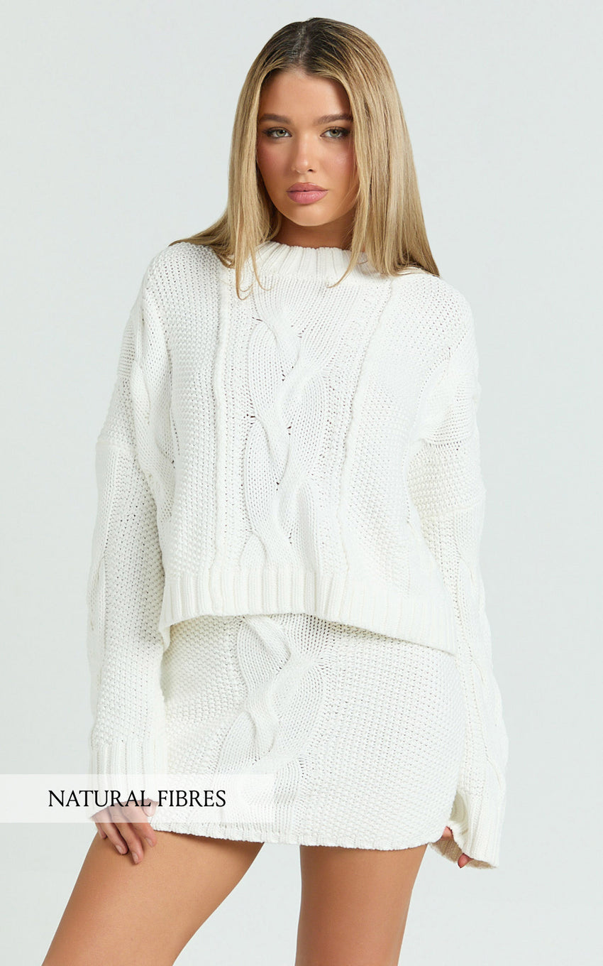 Marge Jumper - Oversized Cable Knit Crew Neck Jumper in White